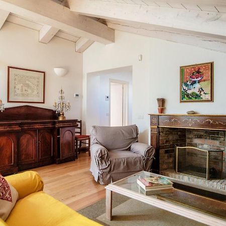 Castello Di Brusata Apartment By Quokka 360 - Romantic Flat With Pool Mendrisio Buitenkant foto