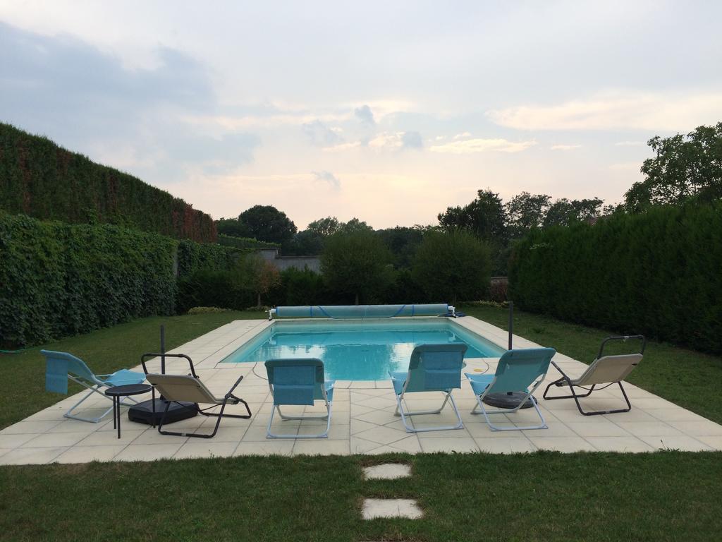 Castello Di Brusata Apartment By Quokka 360 - Romantic Flat With Pool Mendrisio Buitenkant foto
